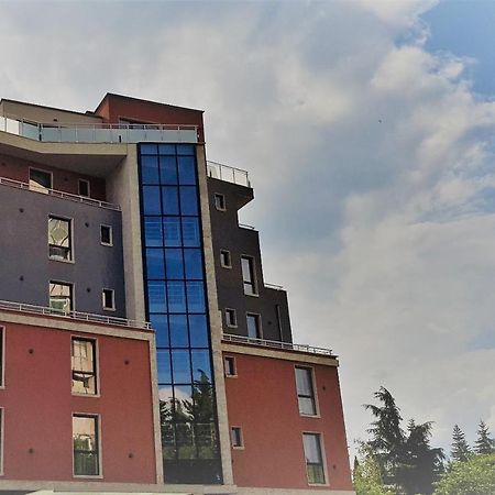 Хотел "Авеню" Otel Eski Zağra Dış mekan fotoğraf